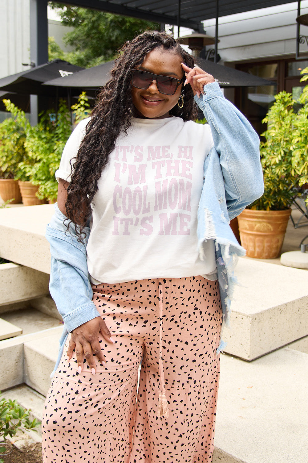Taylor Cool Mom Tee