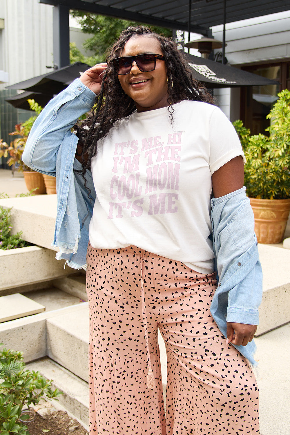 Taylor Cool Mom Tee