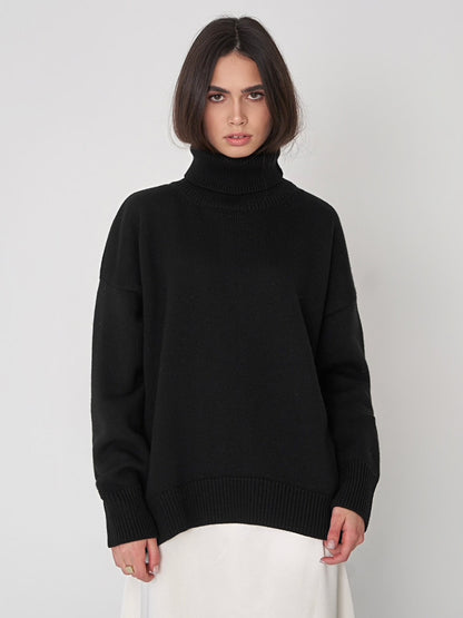 Elara Relaxed Turtleneck Sweater