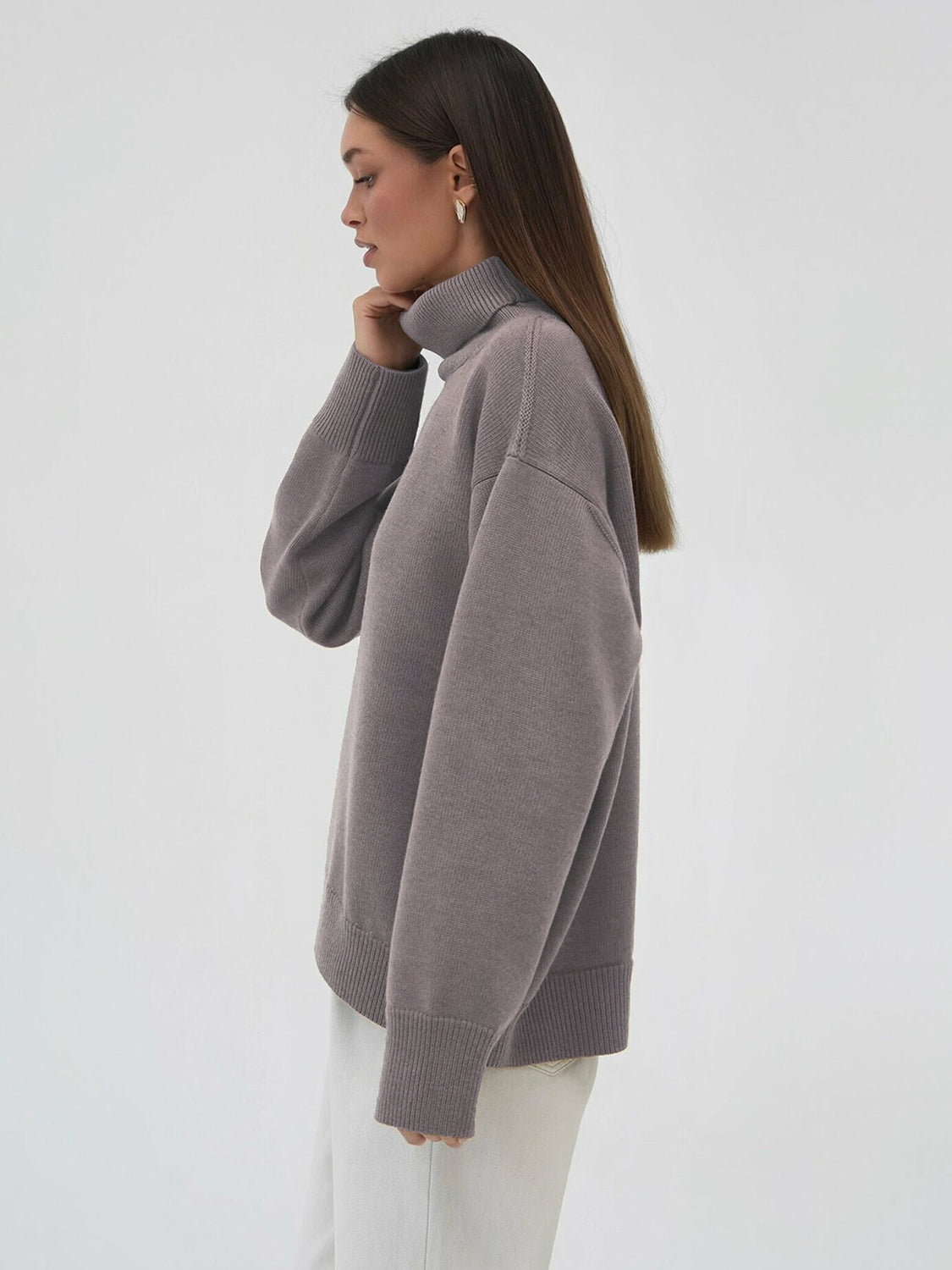 Elara Relaxed Turtleneck Sweater