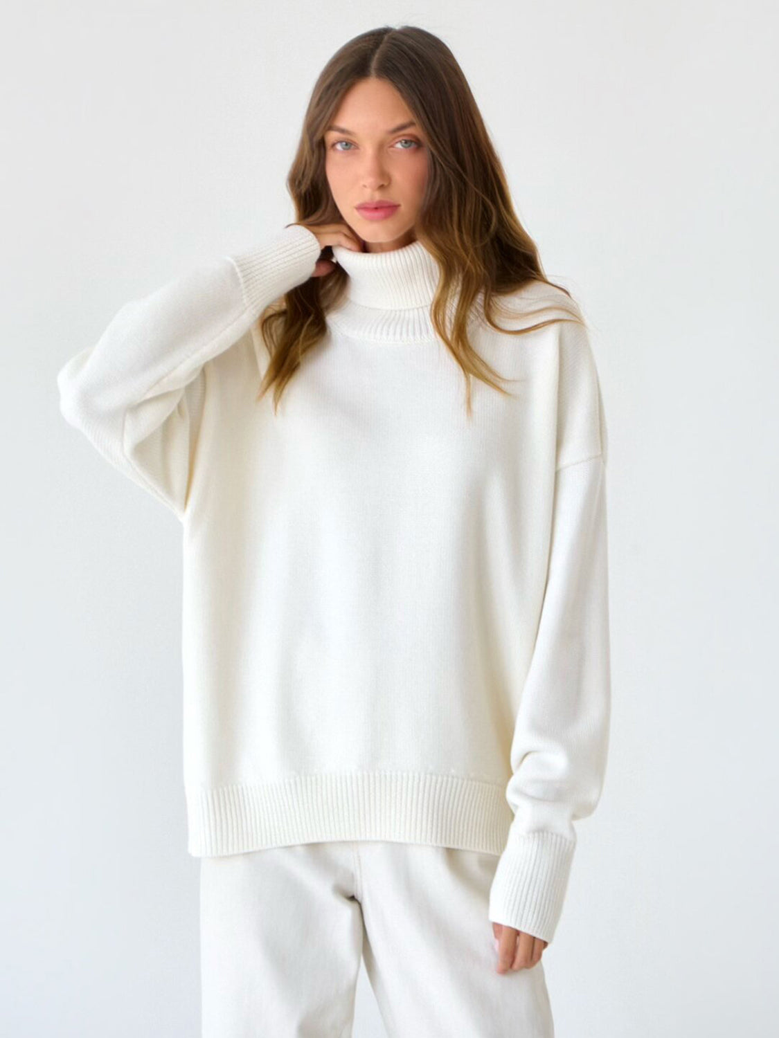 Elara Relaxed Turtleneck Sweater