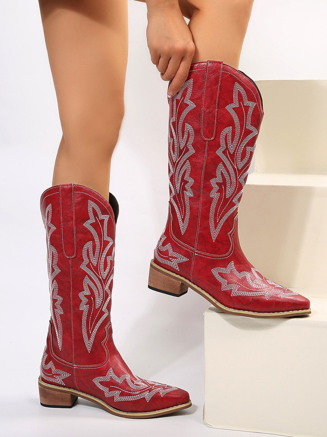 Rioja Embroidered Western Boots