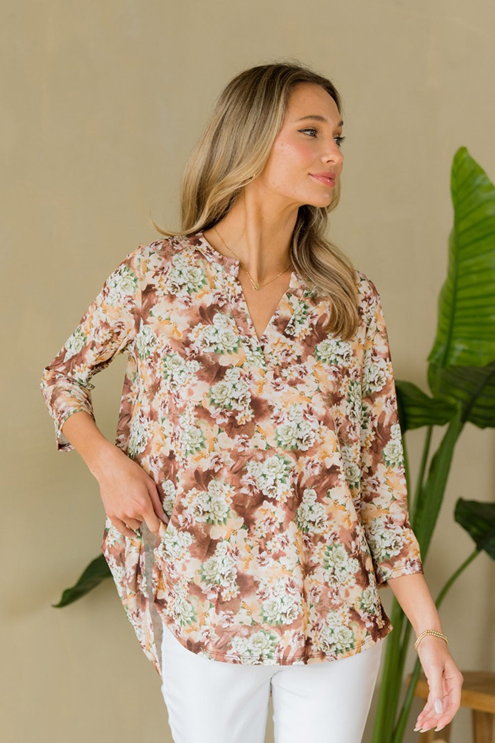 Liana Floral Notched Top