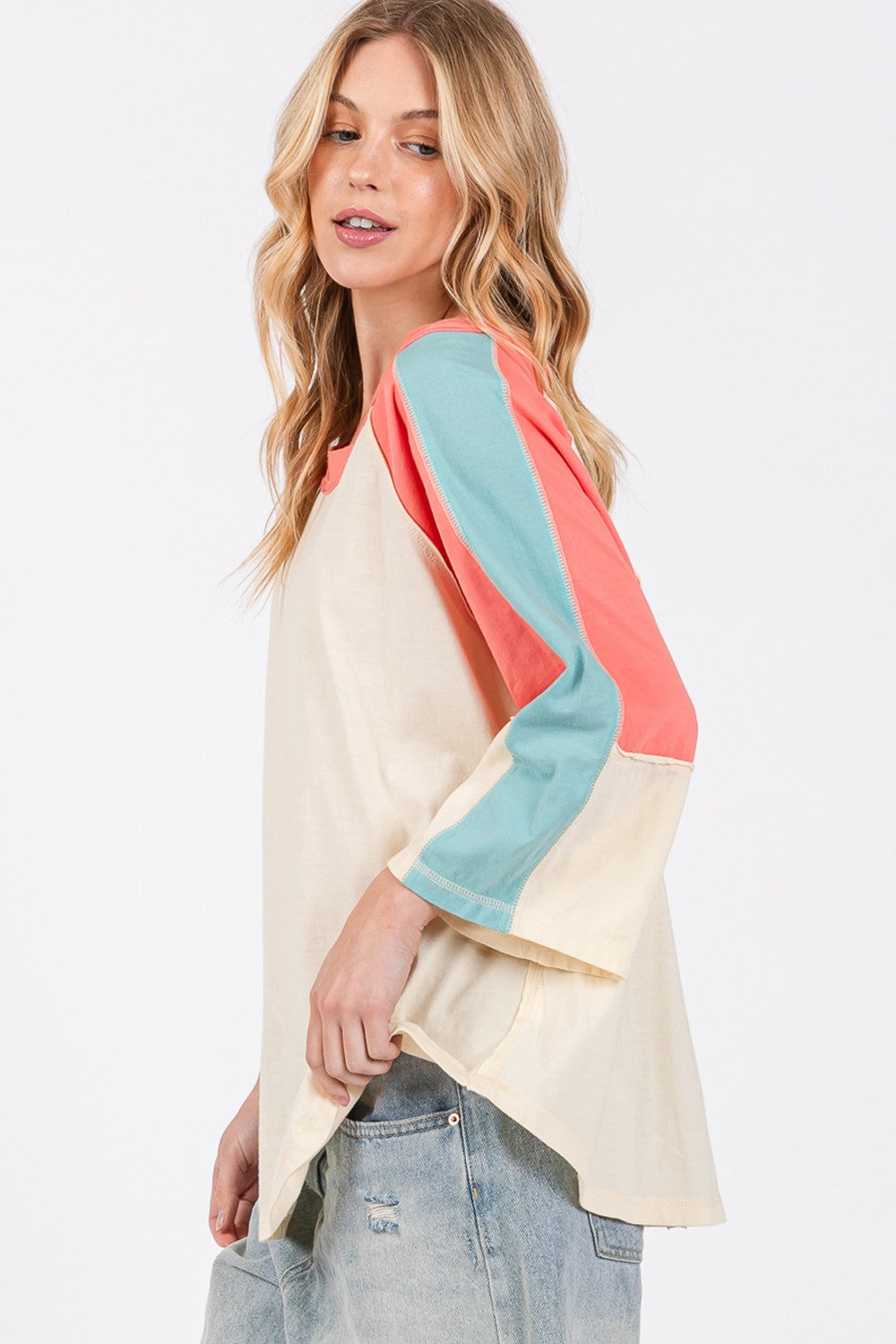 Leonie Color Block Curved Hem T-Shirt