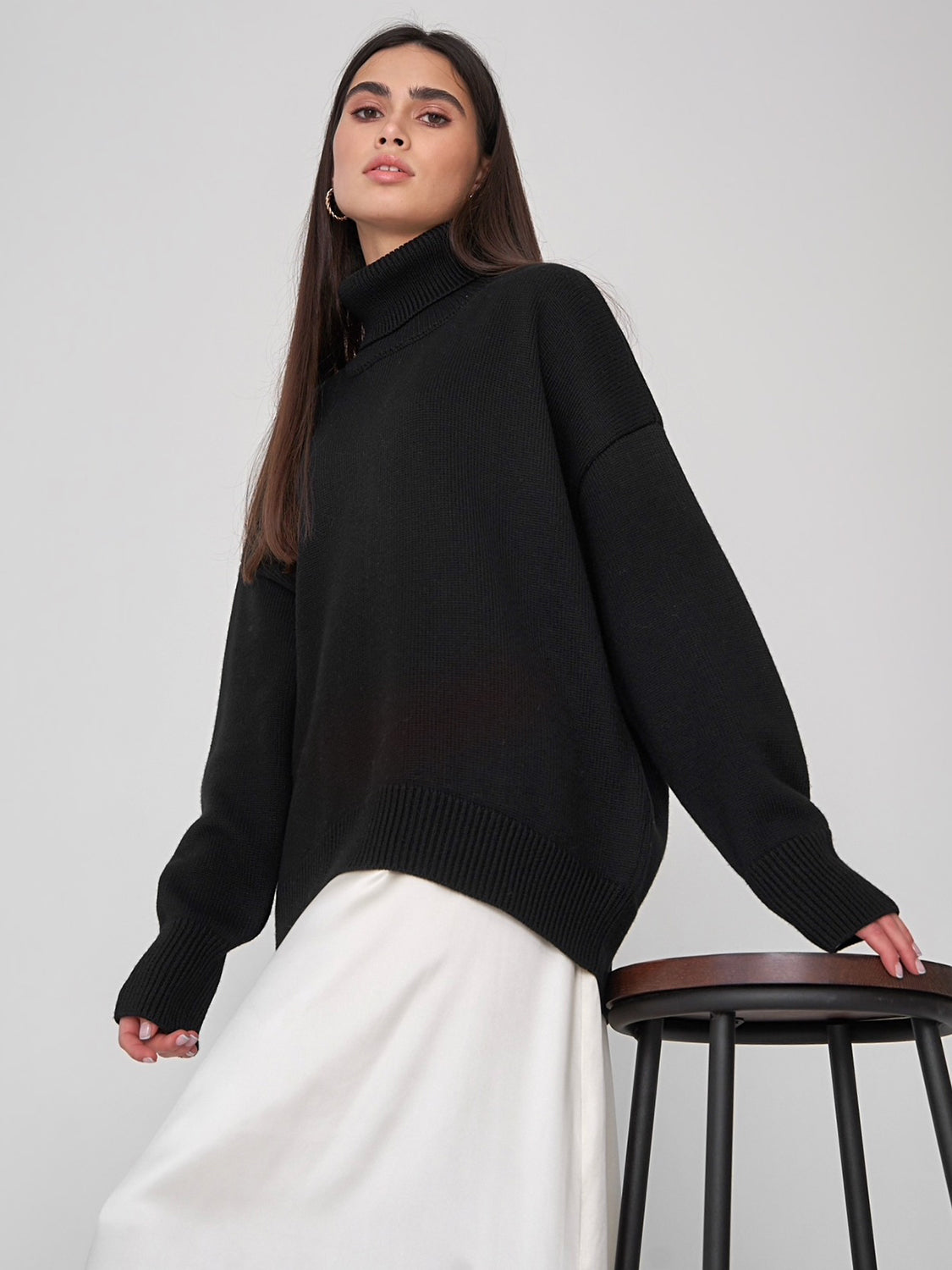 Elara Relaxed Turtleneck Sweater